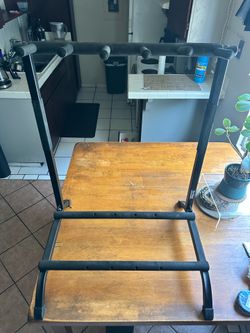 On Stage Five-Space Foldable Multi-Guitar Rack