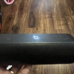 Beats Pill Speaker 
