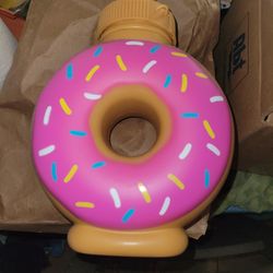 Universal Studios Doughnut Bottle