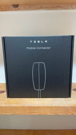 Tesla new mobile charger