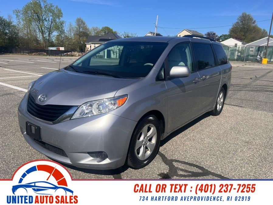 2013 Toyota Sienna