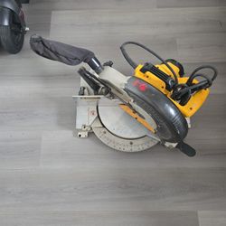 Dewalt miter saw