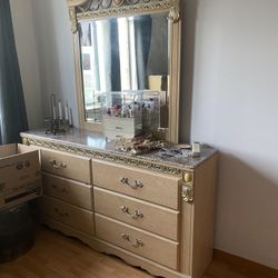 Bedroom Set