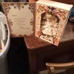 Marie Osmond Porcelain Doll Greeting Card Doll Limited Edition 1993