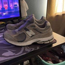 New Balance 2002R 9.5