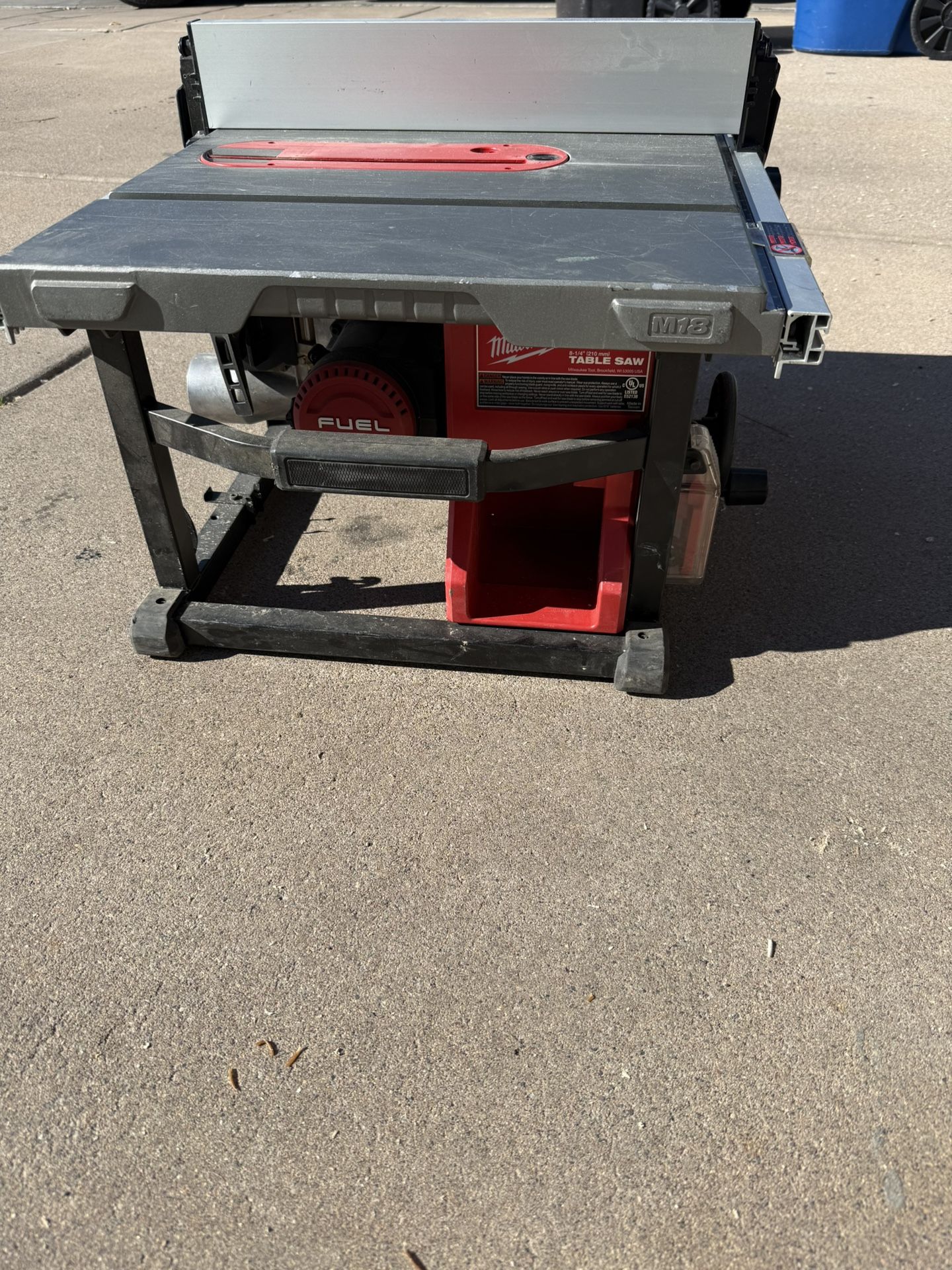 Milwuakee 10inch Table Saw