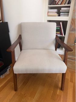 Accent chair