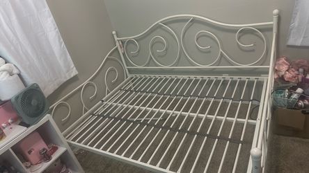 White Metal Daybed Frame with Scroll Headboard