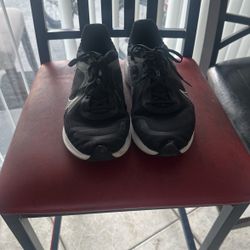 One Pairs Nike Sports Shoes Sizes 10 And Half 