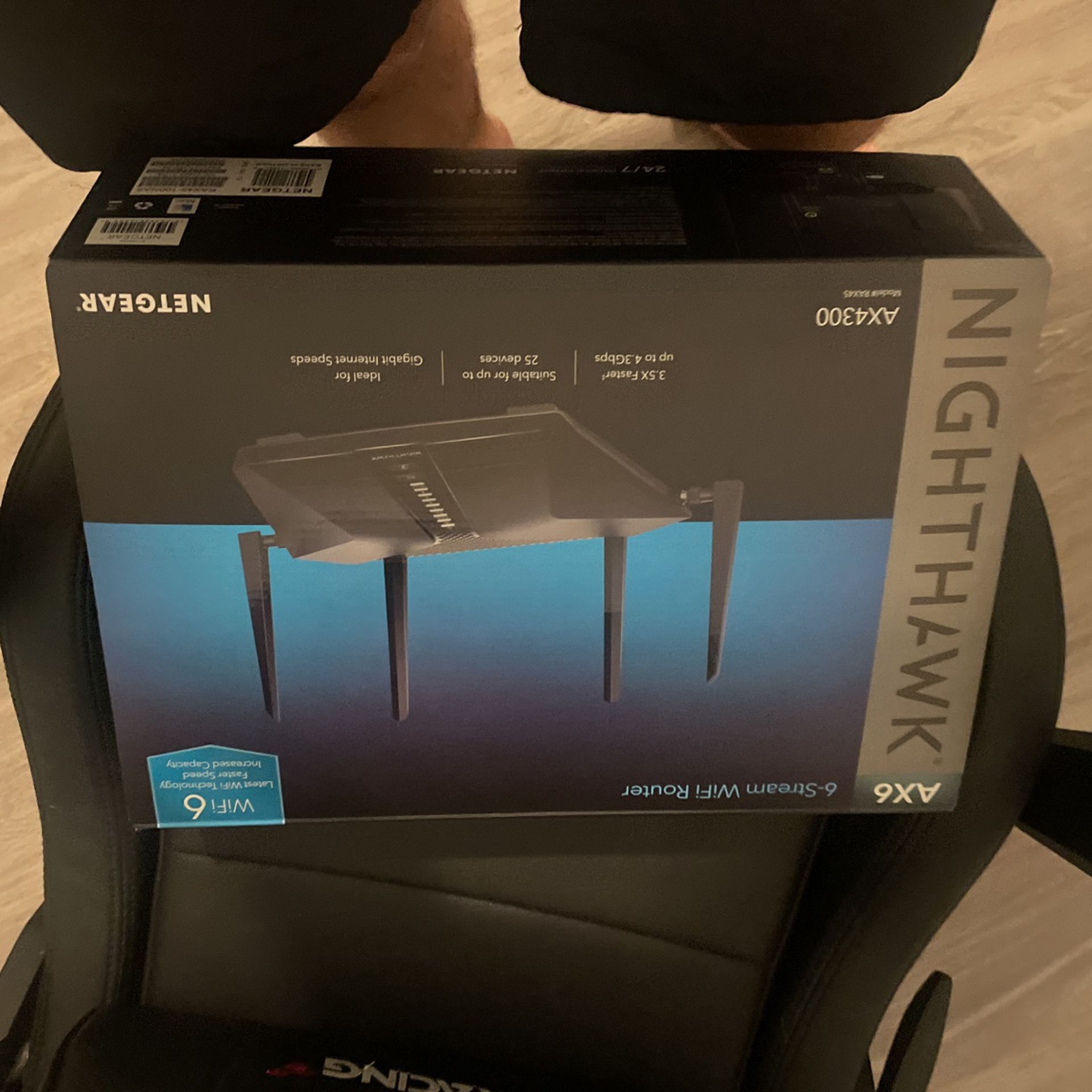 Nighthawk 6 Stream Wi-Fi Router AX4300