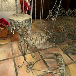 All Set Safavieh Amaris Wrought Iron? 2 Tier Outdoor Bakers Rack - Antique Gray Or Best Offer