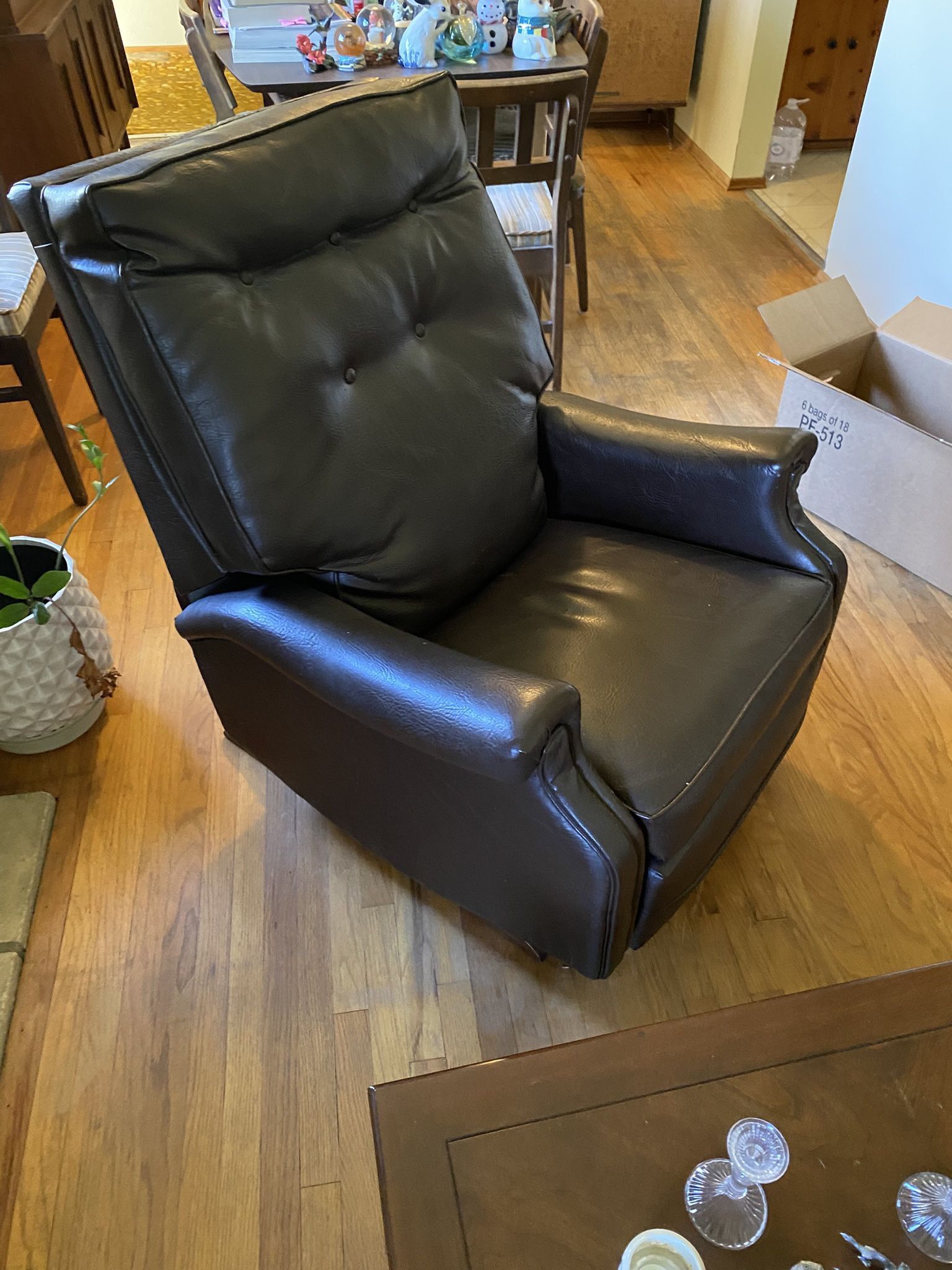 Brown Leather Recliner Chair. $10