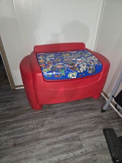 Little tikes toy box