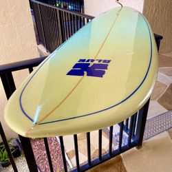 Surfboard Beautiful Blue 6’10” Fun Board 42 Liters In Super Nice Condition