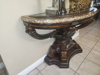 El dorado Console table