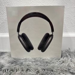 AirPods Maxes 