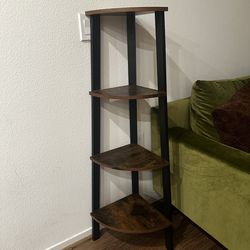 Corner shelving unit