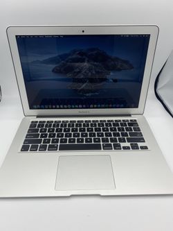 Apple MacBook Air 13 inch fully loaded