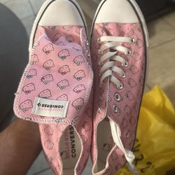 Hello kitty Converse / Size 11 Men