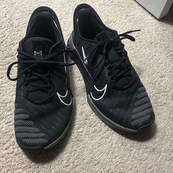Nike metcons