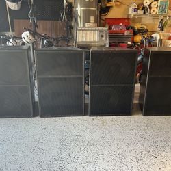 4 EAW loudspeaker Cabinets, Full Range And Bass