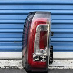 GMC Yukon 2015 2016 2017 .. 2018 2019 2020 Left Side Tail Light OEM