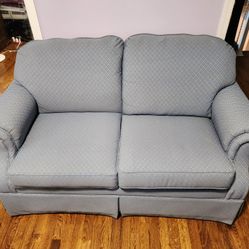 LA-Z-BOY Vintage Blue Loveseat 