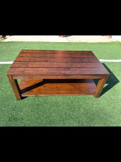 Living room center table