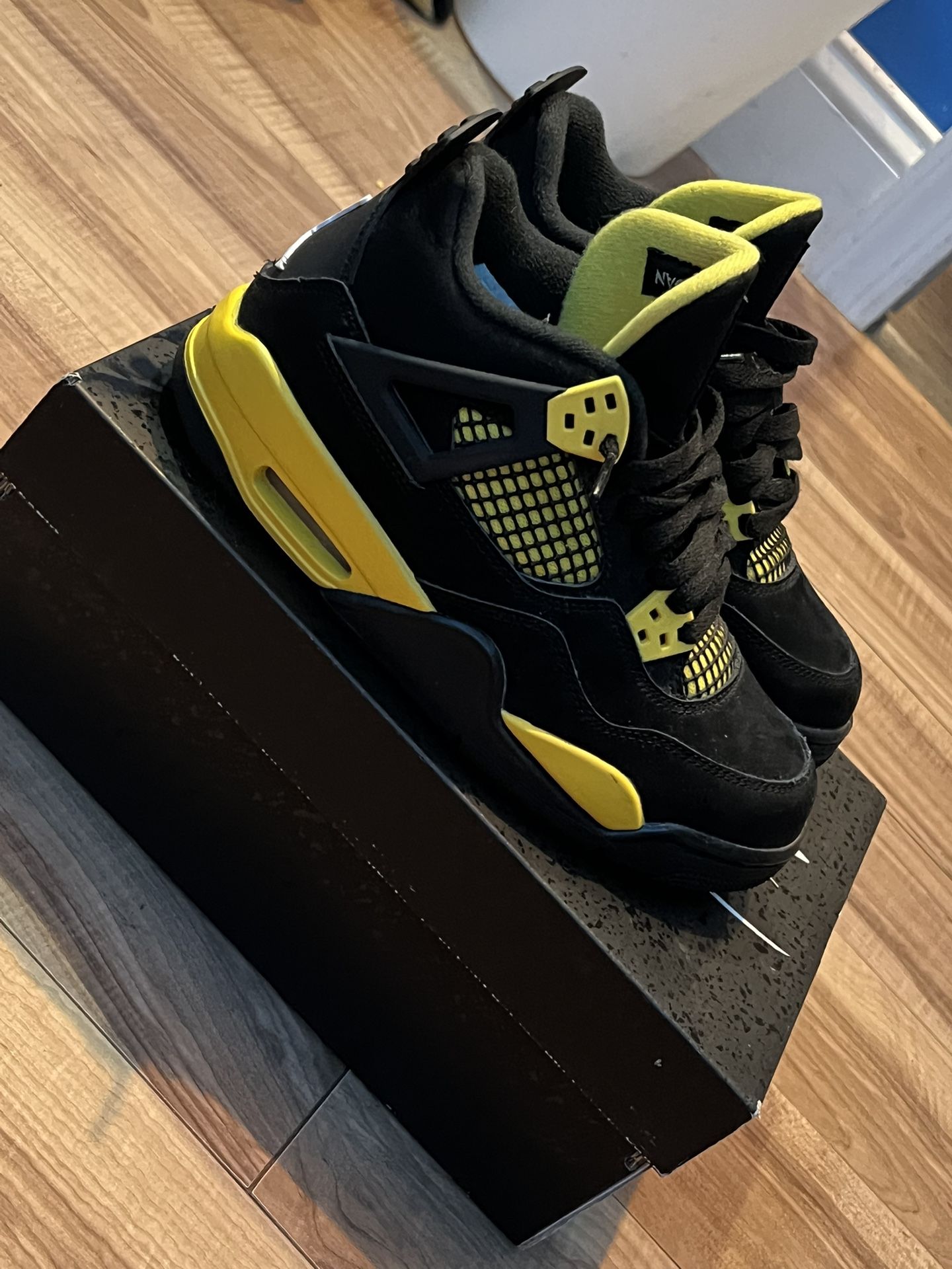 Real Jordan 4 Size 5