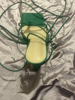 Green Shoes Size 9.5