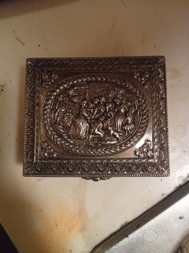Vintage Jewelry Box