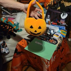 Halloween Small Peeps Candy Pail For Trick Or Treat 