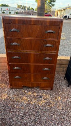 1930 art deco chest of drawers
