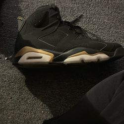 Black And Gold Jordan 6