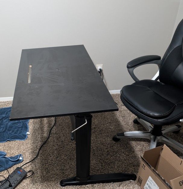 Sit/stand Desk And Chair