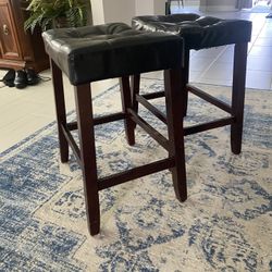 Set Of Barstools 25”