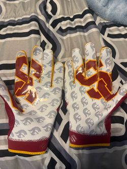 USC Football Gloves