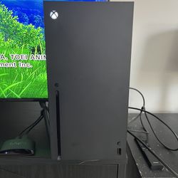 Xbox 1Tb And 2 Controllers