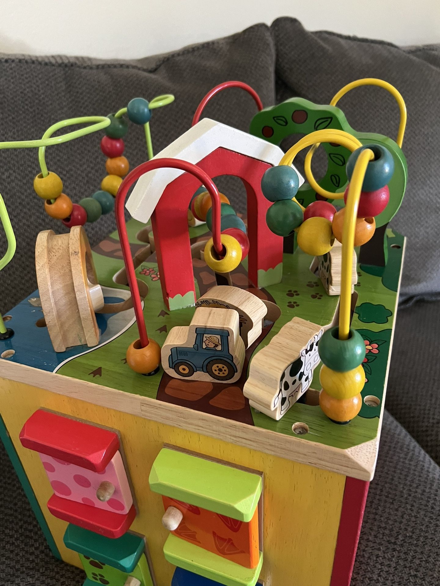 Battat Farm Activity Cube Children Stem Play