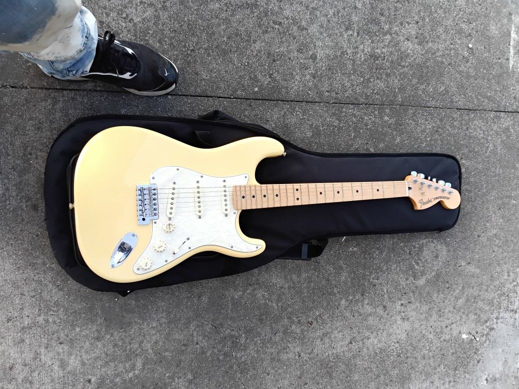2014 Mexican made, Electric Fender Stratocaster