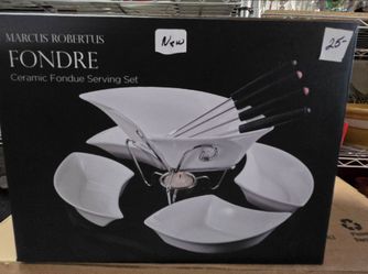 New, Marcus Robertus Ceramic Fondue Serving Set. PLEASE READ DESCRIPTION