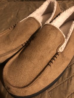 Boy’s Mocassin Slippers 