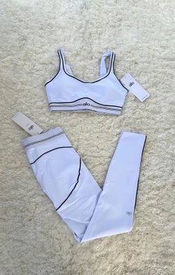 White Alo Gym Set 🎀