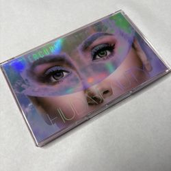 Huda Beauty Mercury Retrograde Eyeshadow Palette