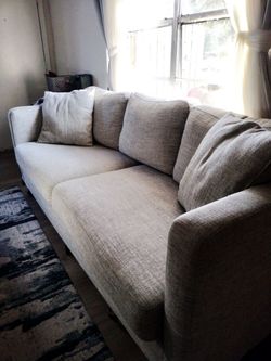 Gap couch