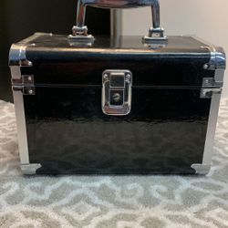 London Soho, New York Makeup Travel Case, Metallic Black Silver Hardware, Mirror 9” X 6.5” Black Velvet Liner 