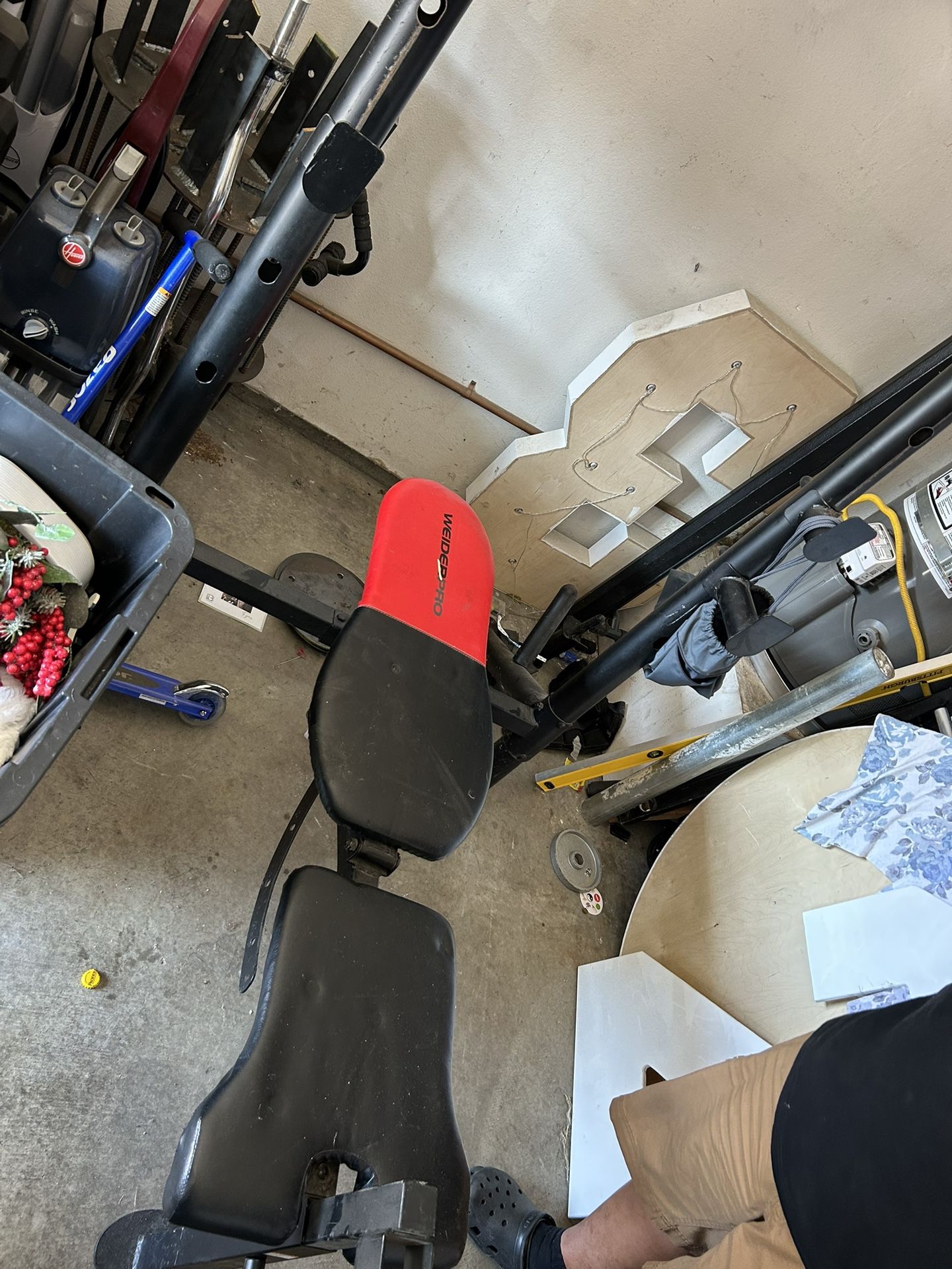 Weight Bench 