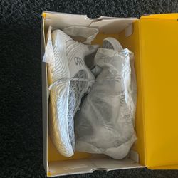 Curry Basketball Shoes 