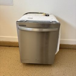 2022 Whirlpool Dishwasher