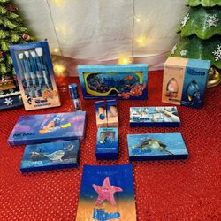 12 New Finding Nemo Revolution Makeup Set $100 “READ DESCRIPTION 